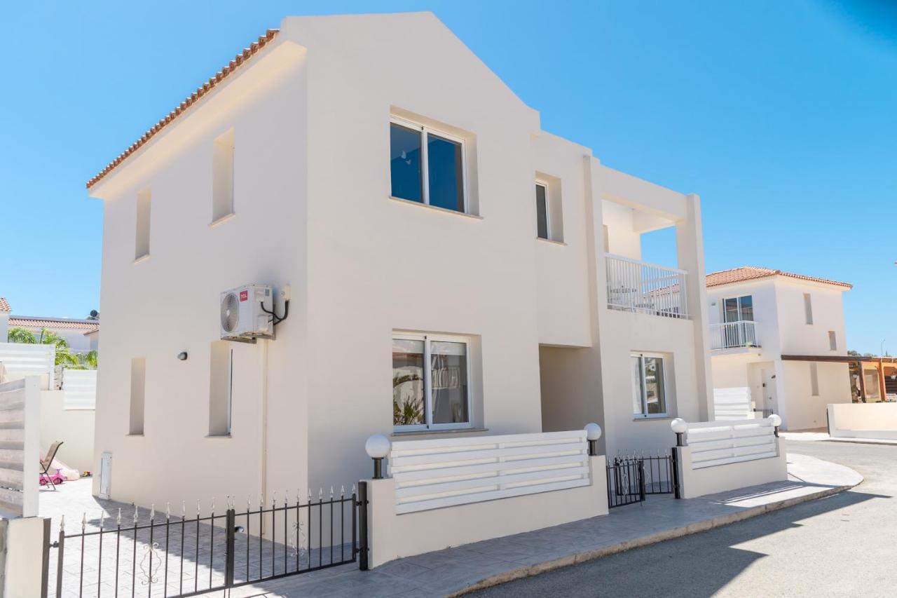 Dafni Villa Ekaterina 3 Bdrm Protaras Ngoại thất bức ảnh