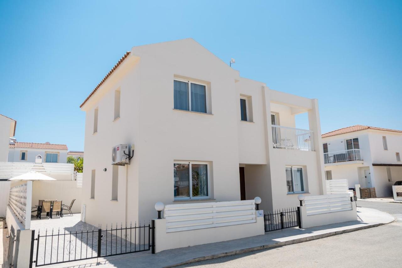 Dafni Villa Ekaterina 3 Bdrm Protaras Ngoại thất bức ảnh
